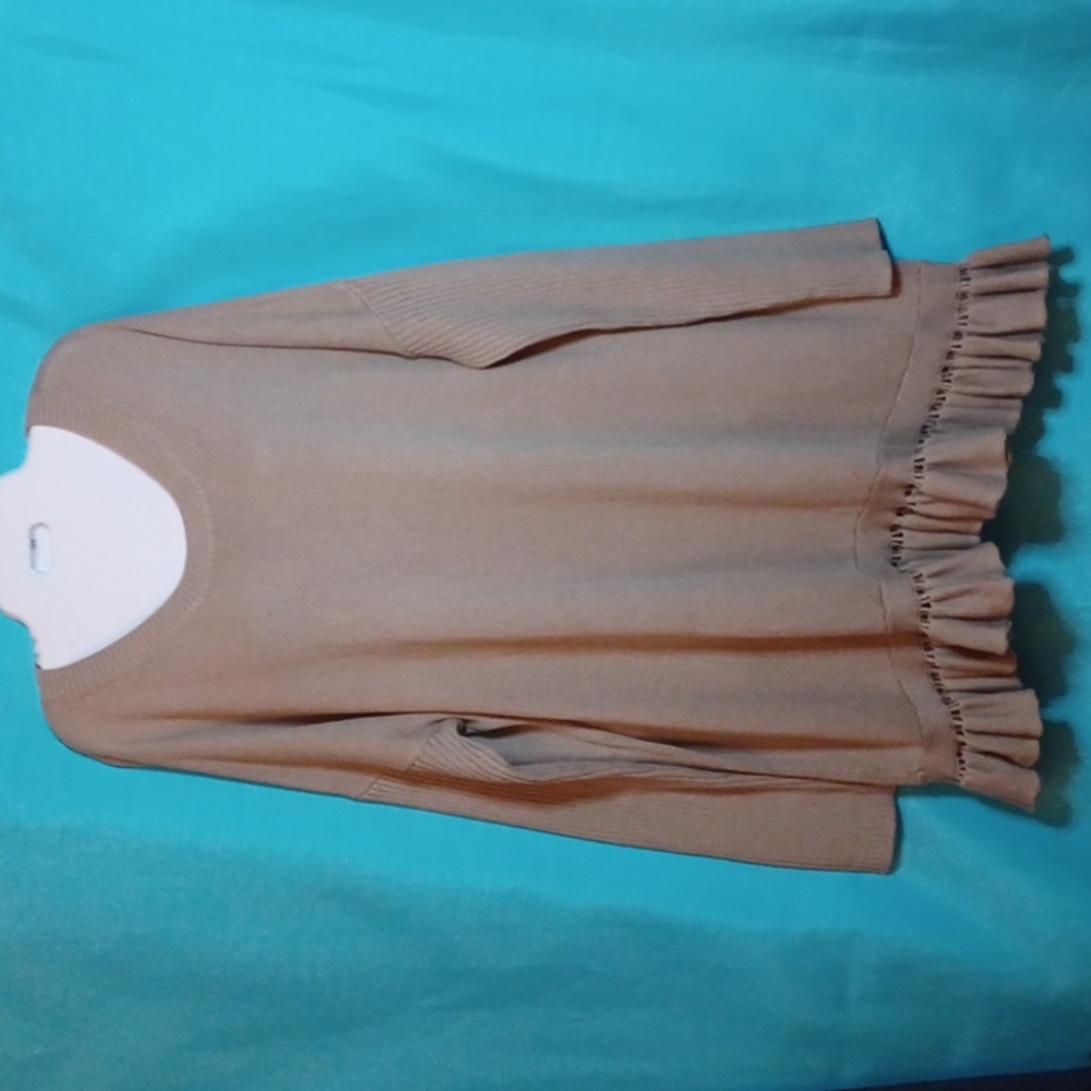 LISA RINNA Collection Light Mocha Ruffle Sweater. Size L - Picture 2 of 15